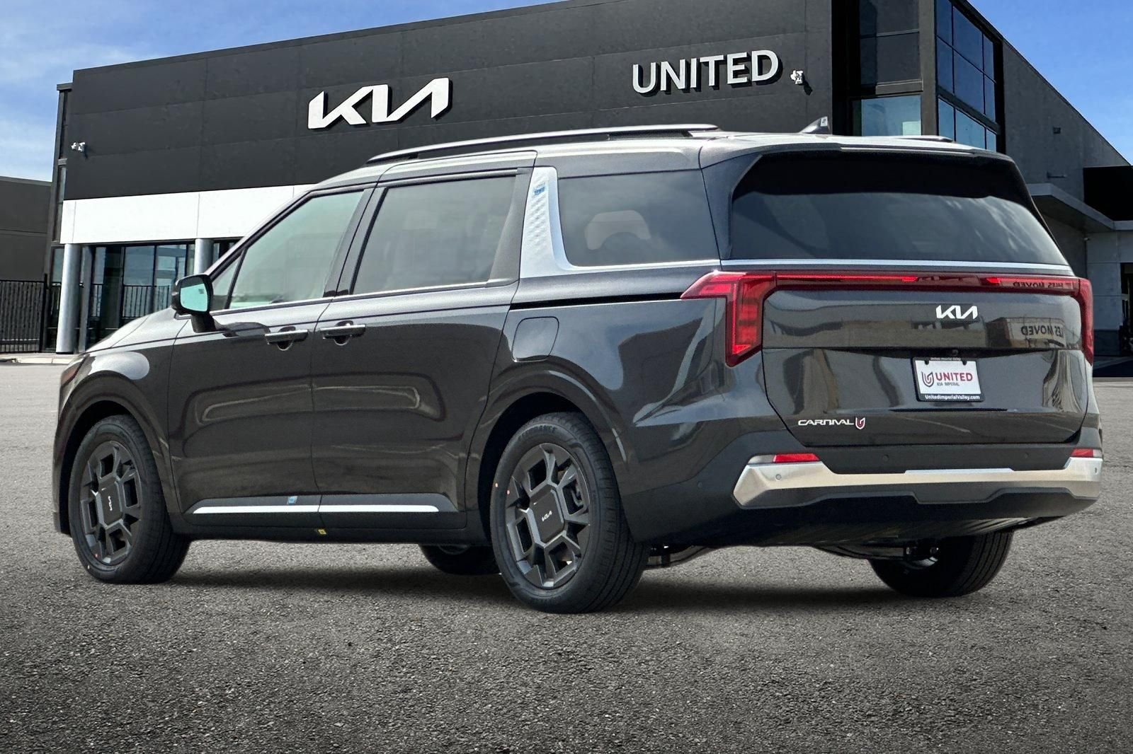 2026 Kia Carnival SX - Photo 6
