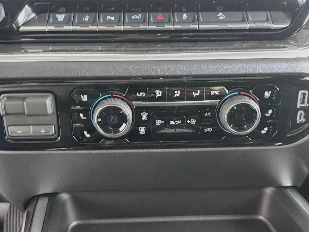 2026 Chevrolet Silverado 3500HD LTZ - Photo 17
