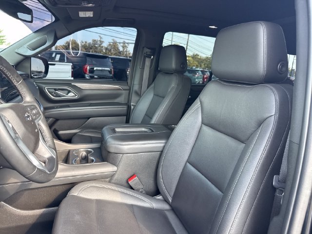 Used 2023 Black Chevrolet Z71 image 13