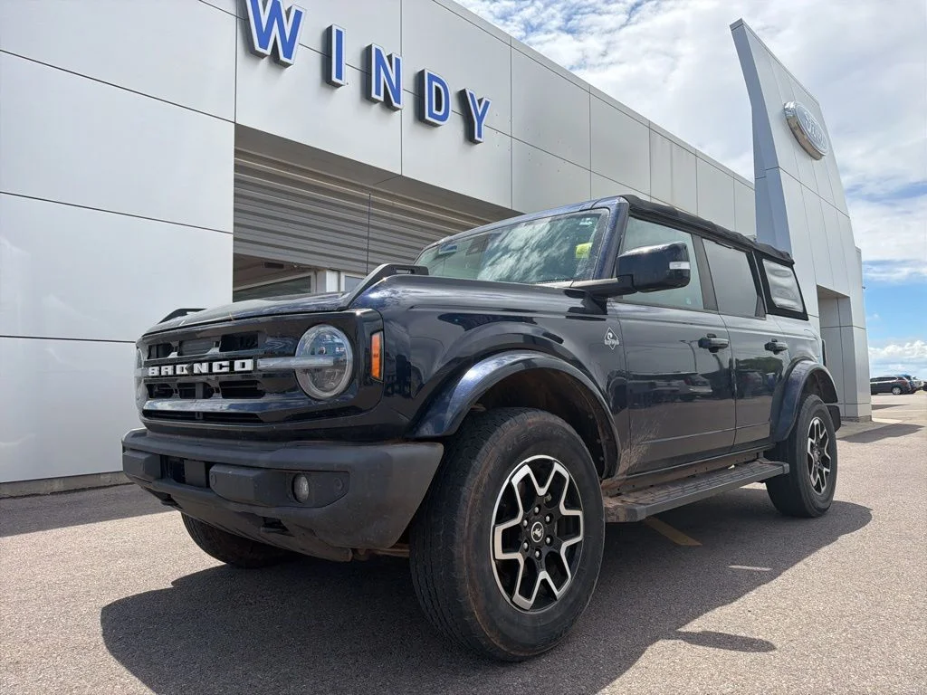 2021 Ford Bronco Outer Banks 4x4's photo