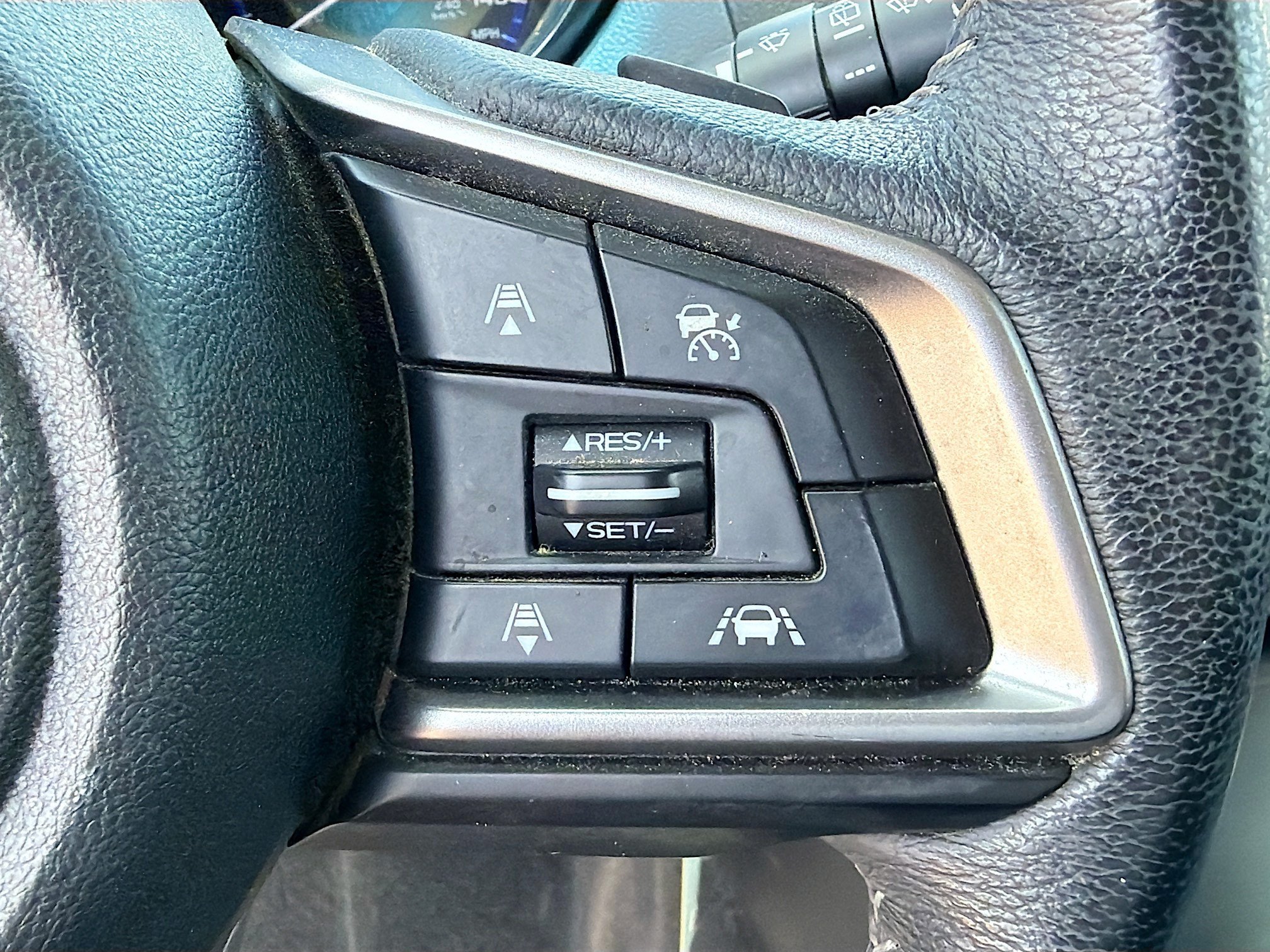 Used 2019 Crystal White Pearl Subaru Premium image 36