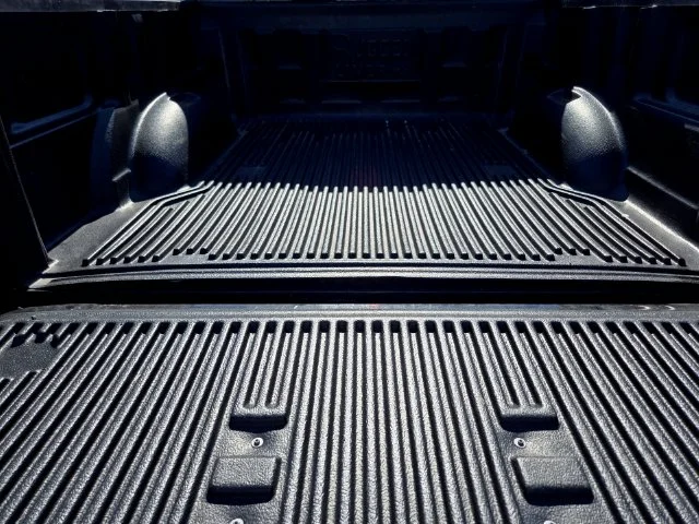 Used 2025 Black Ford XLT image 15