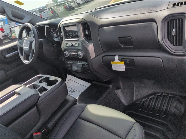 New 2026 Summit White GMC Pro image 51