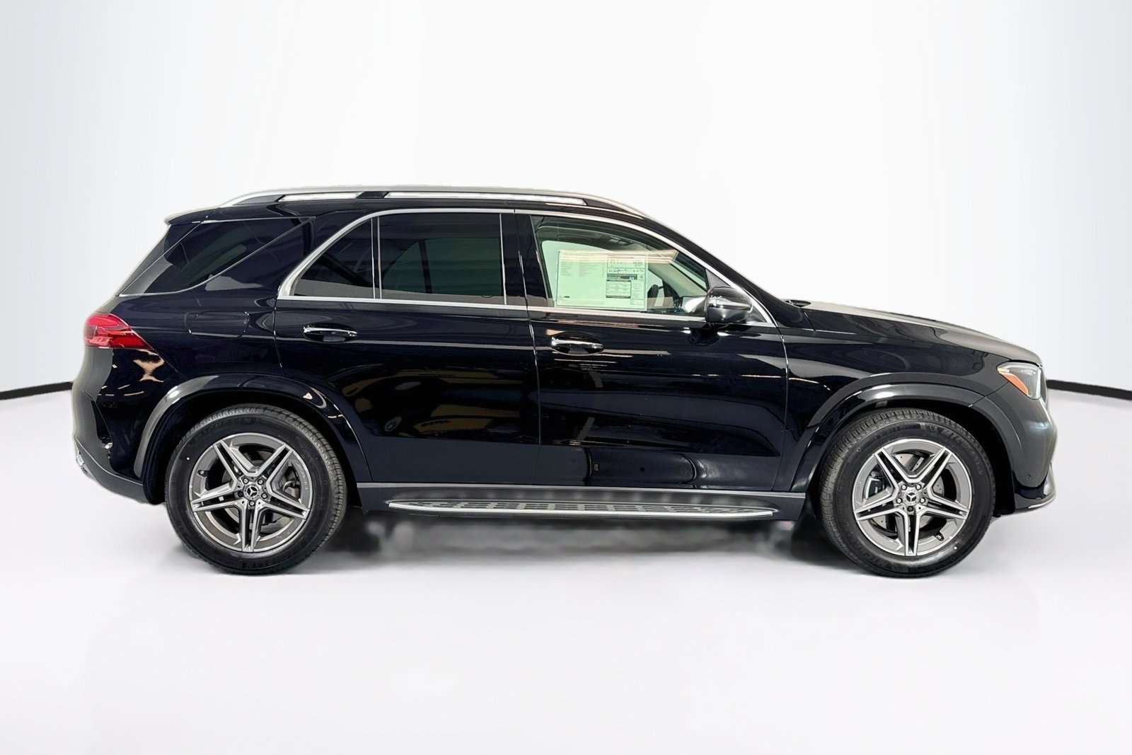 New 2026 Black Mercedes-Benz GLE 450 image 4