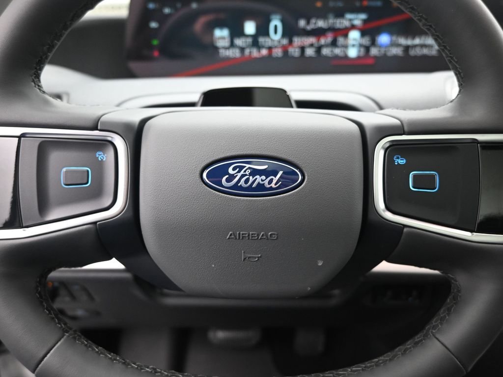 New 2026 Star White Metallic Tri-Coat Ford Active image 12