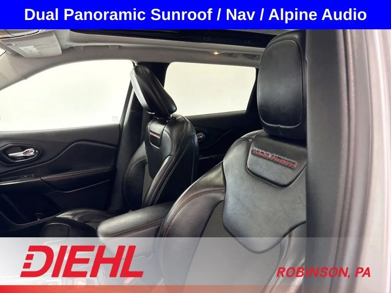 Used 2022 Silver Jeep Trailhawk image 20