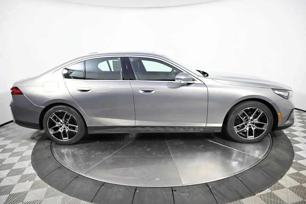 2026 BMW 5 Series 530i - Photo 6