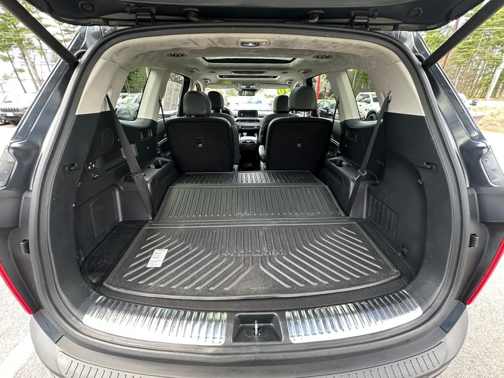 Used 2020 Gray Kia SX image 28