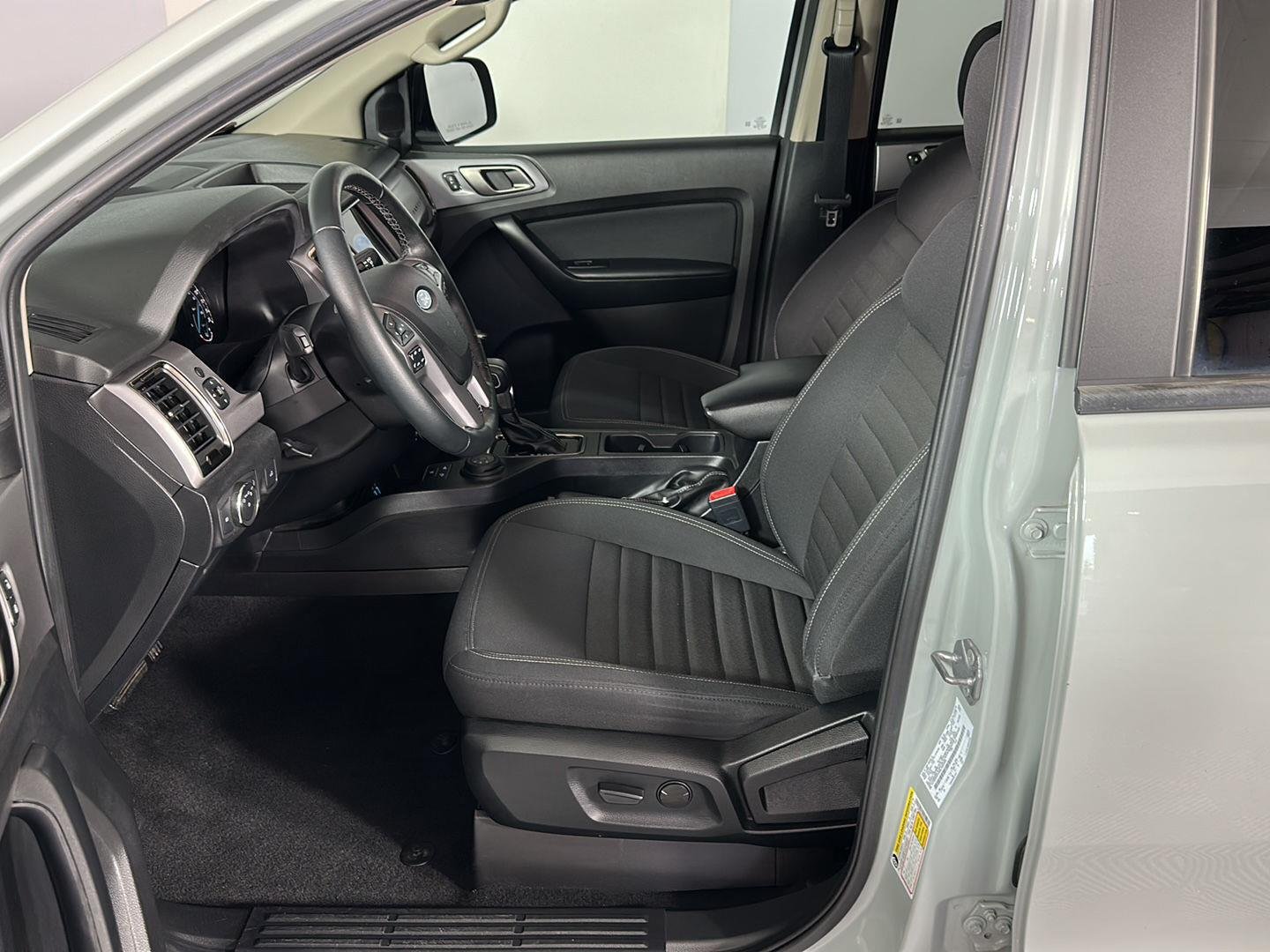 Used 2022 Cactus Gray Ford XLT image 15