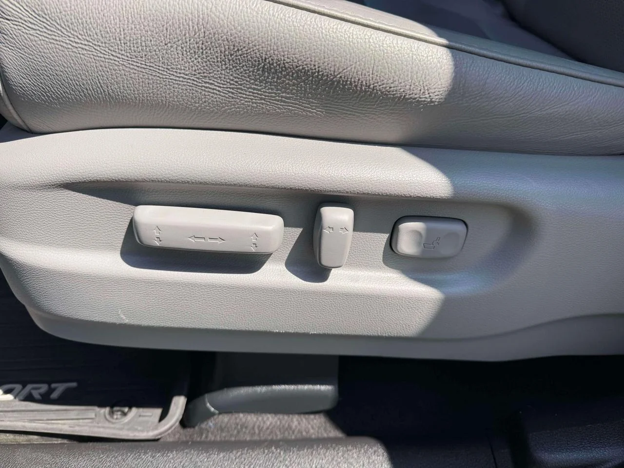 2023 Honda Passport EX-L - Photo 18