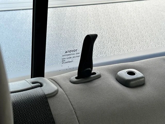 Used 2018 Black Toyota SR5 image 46