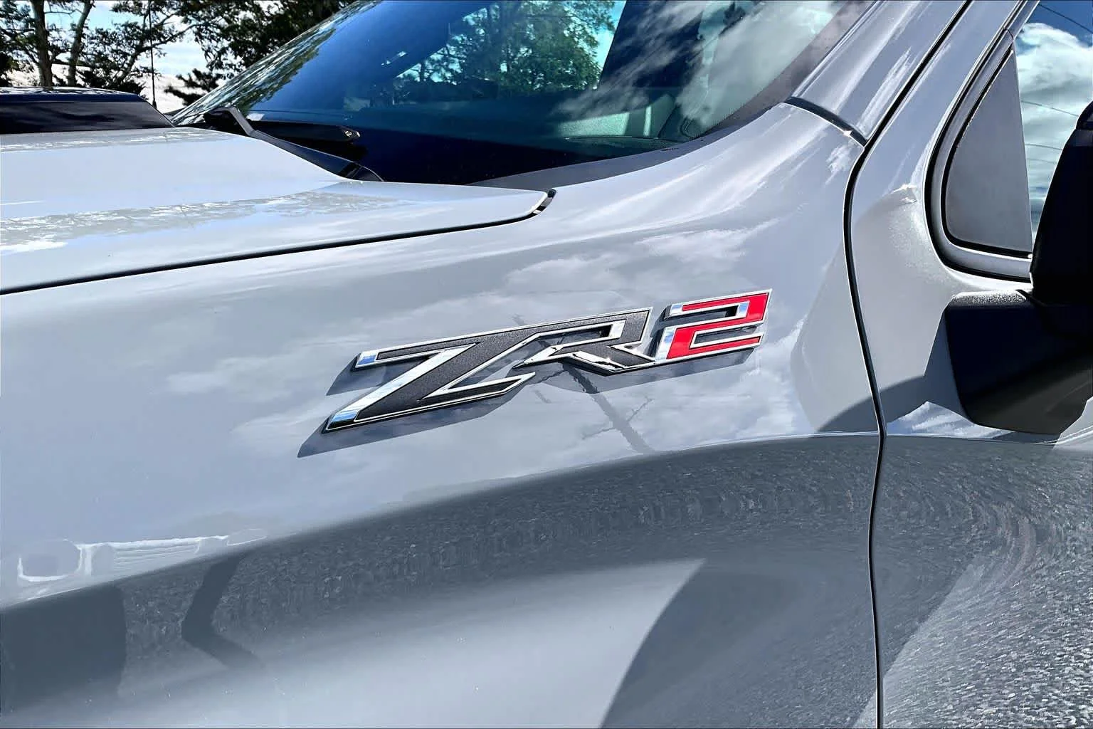 Used 2024 Slate Gray Metallic Chevrolet ZR2 image 31