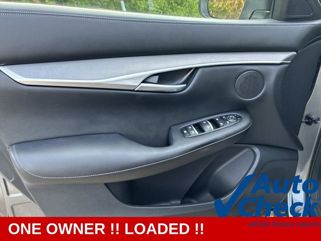 Used 2022 Gray INFINITI LUXE image 22