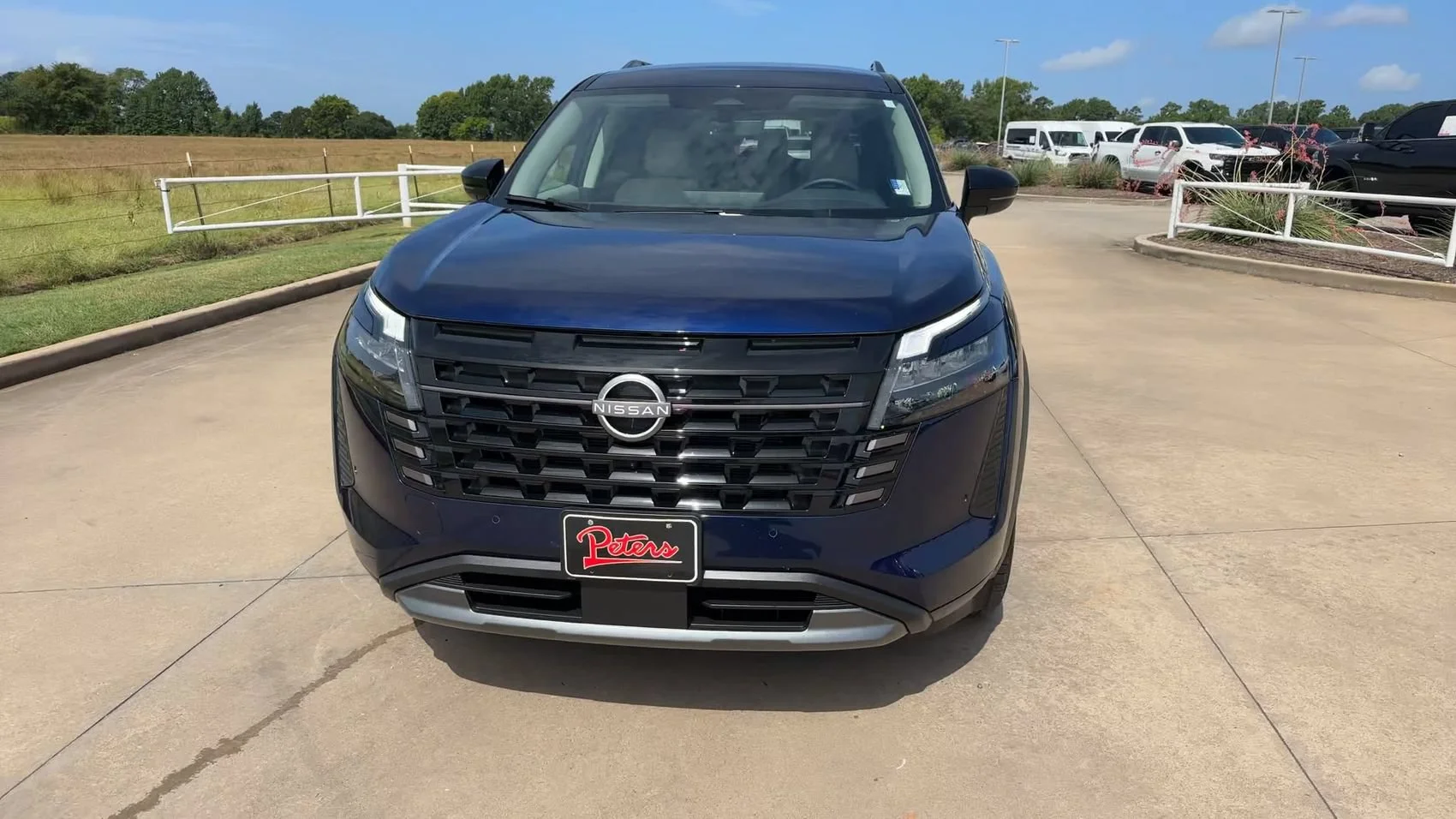 Used 2026 Deep Ocean Blue Pearl Nissan SL image 4