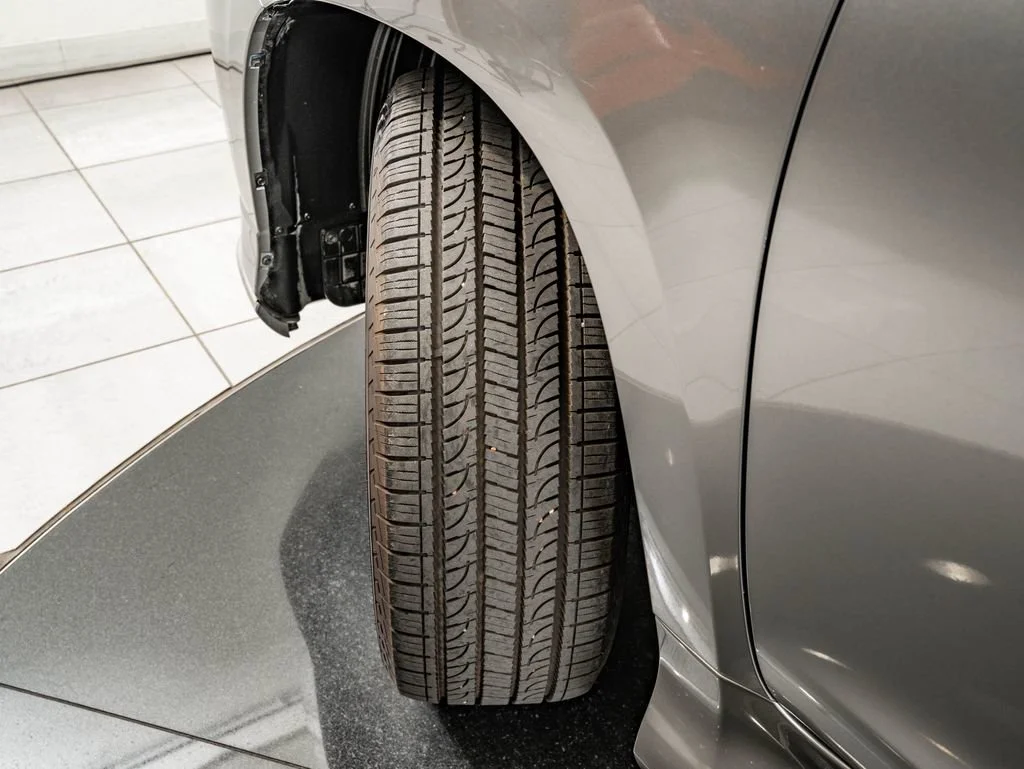 Used 2023 Atomic Silver Lexus 460 image 53