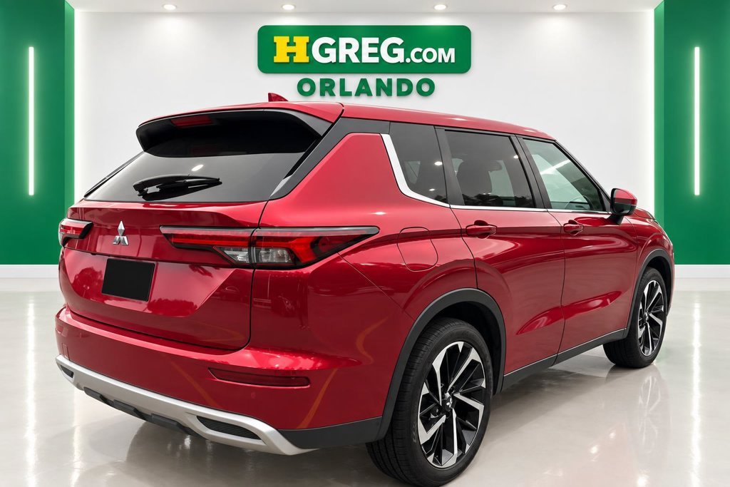 Used 2022 Red Diamond Mitsubishi Black Edition image 4