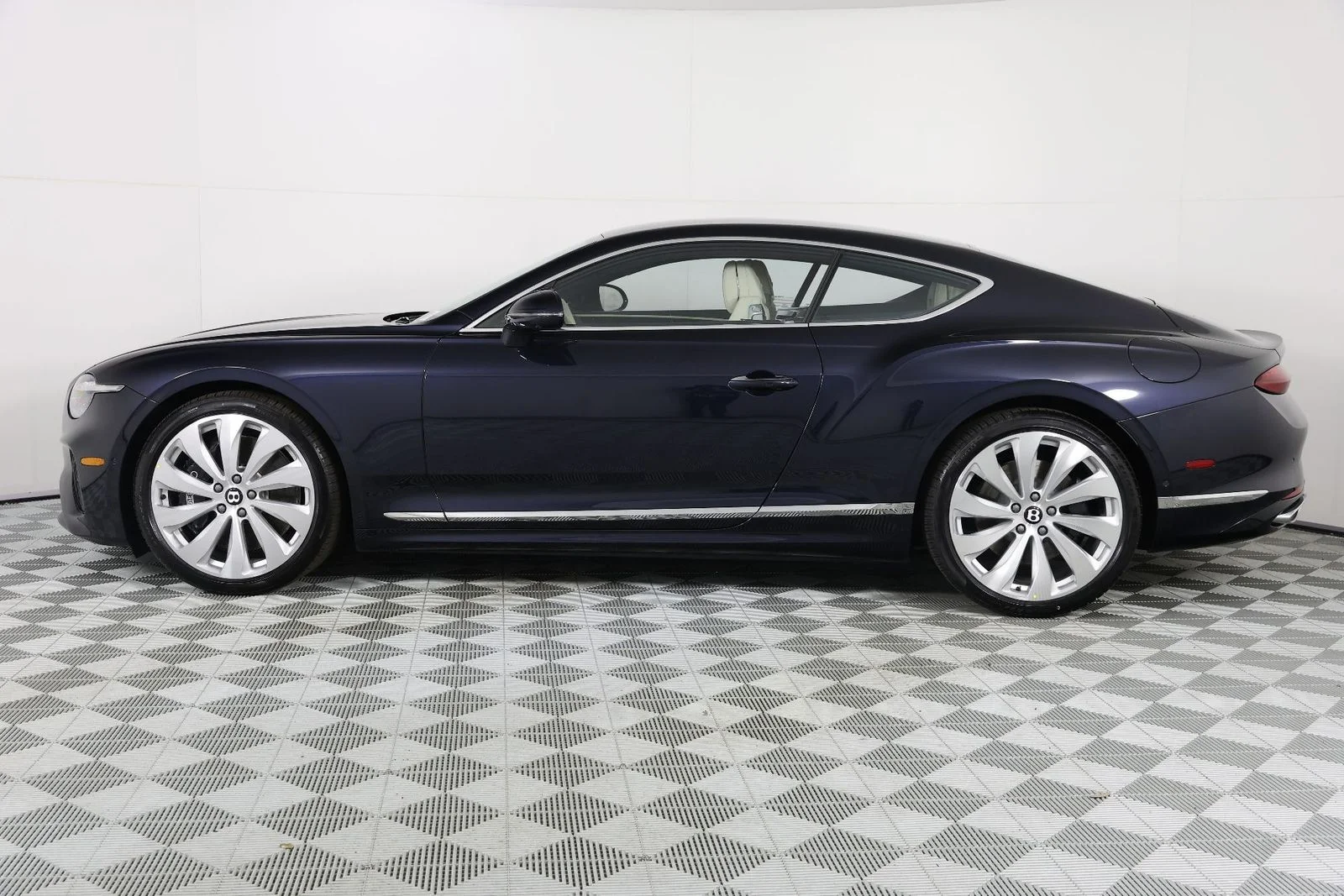 New 2026 Dark Sapphire Bentley GT V8 image 5