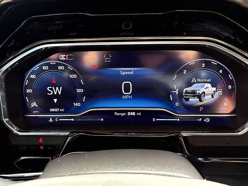 Used 2024 Summit White Chevrolet ZR2 image 20