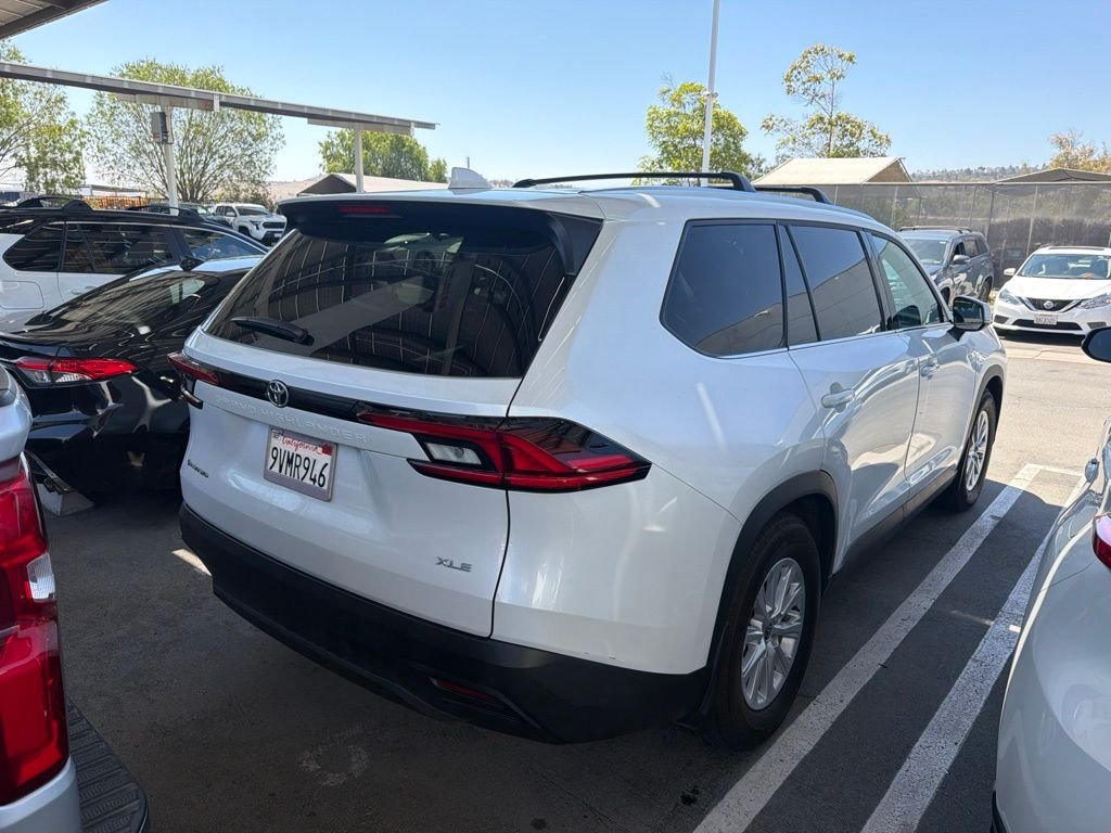 Used 2026 White Toyota XLE image 5