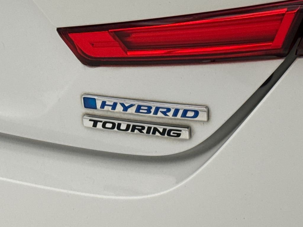 2022 Honda Accord Hybrid Touring - Photo 9