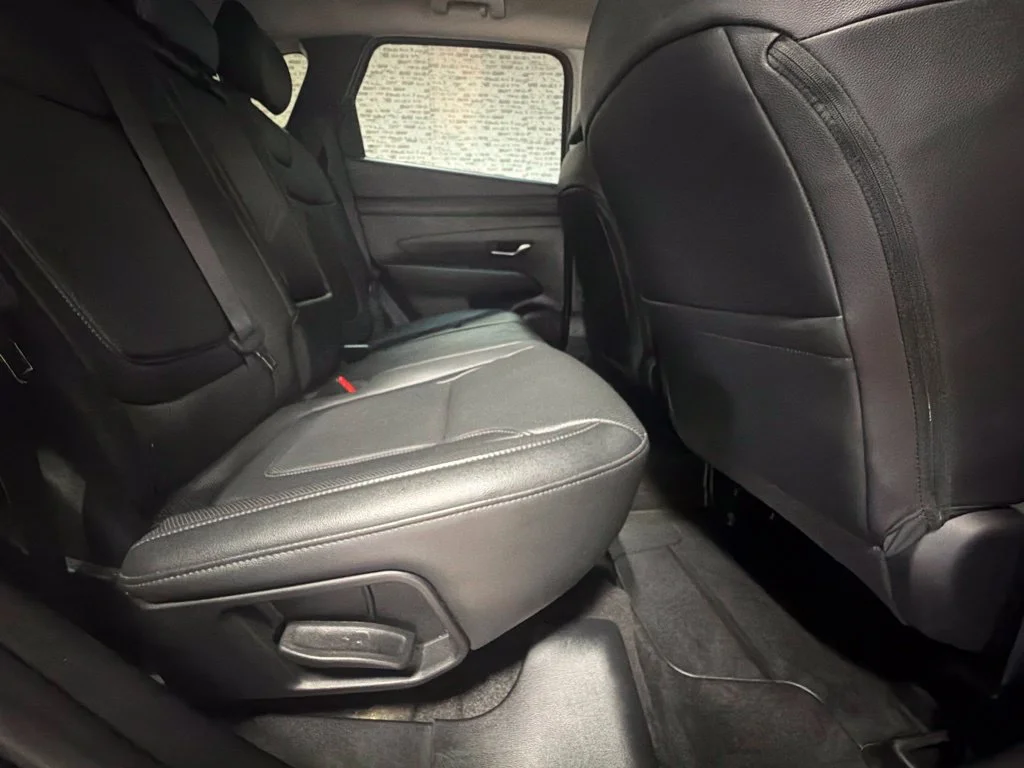 Used 2025 Hampton Gray Hyundai SEL Convenience image 13