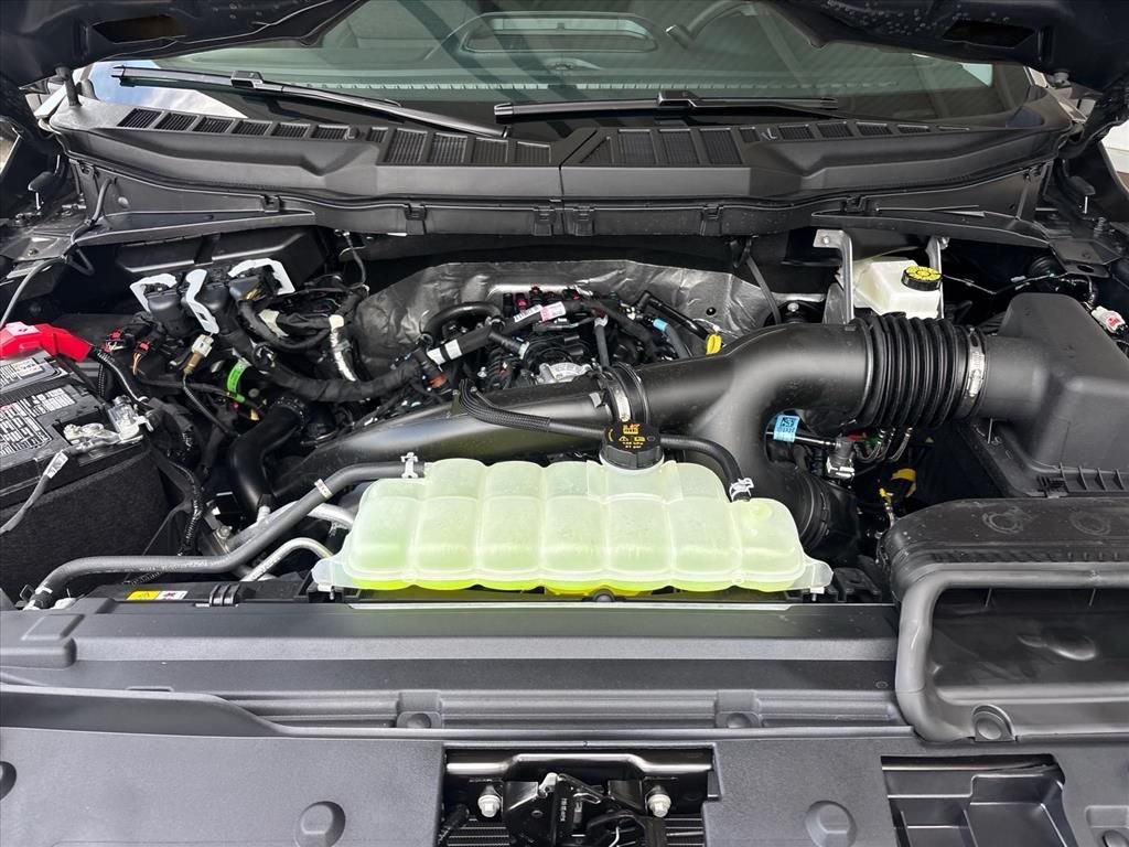 New 2026 Marsh Gray Ford XLT image 29