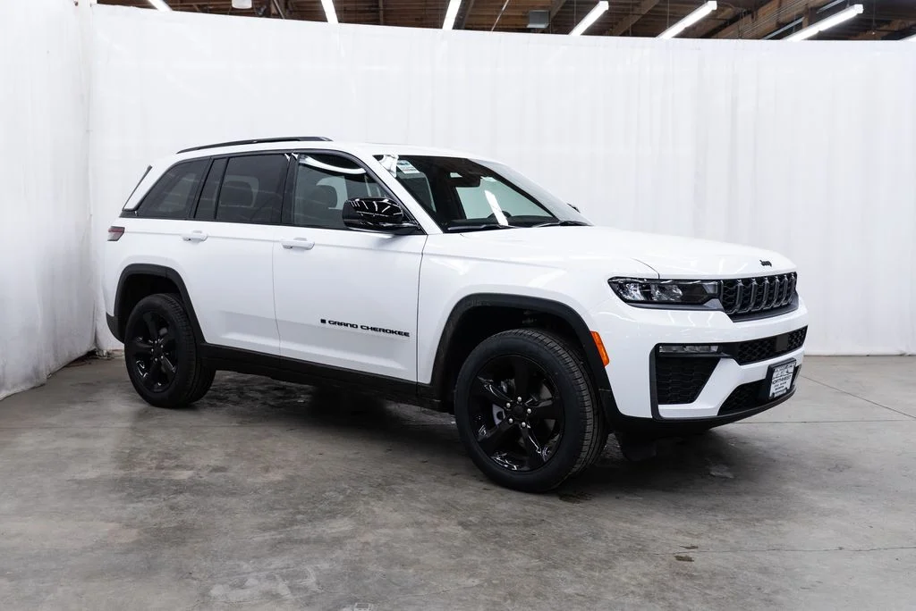 2026 Jeep Grand Cherokee Limited 4x4's photo