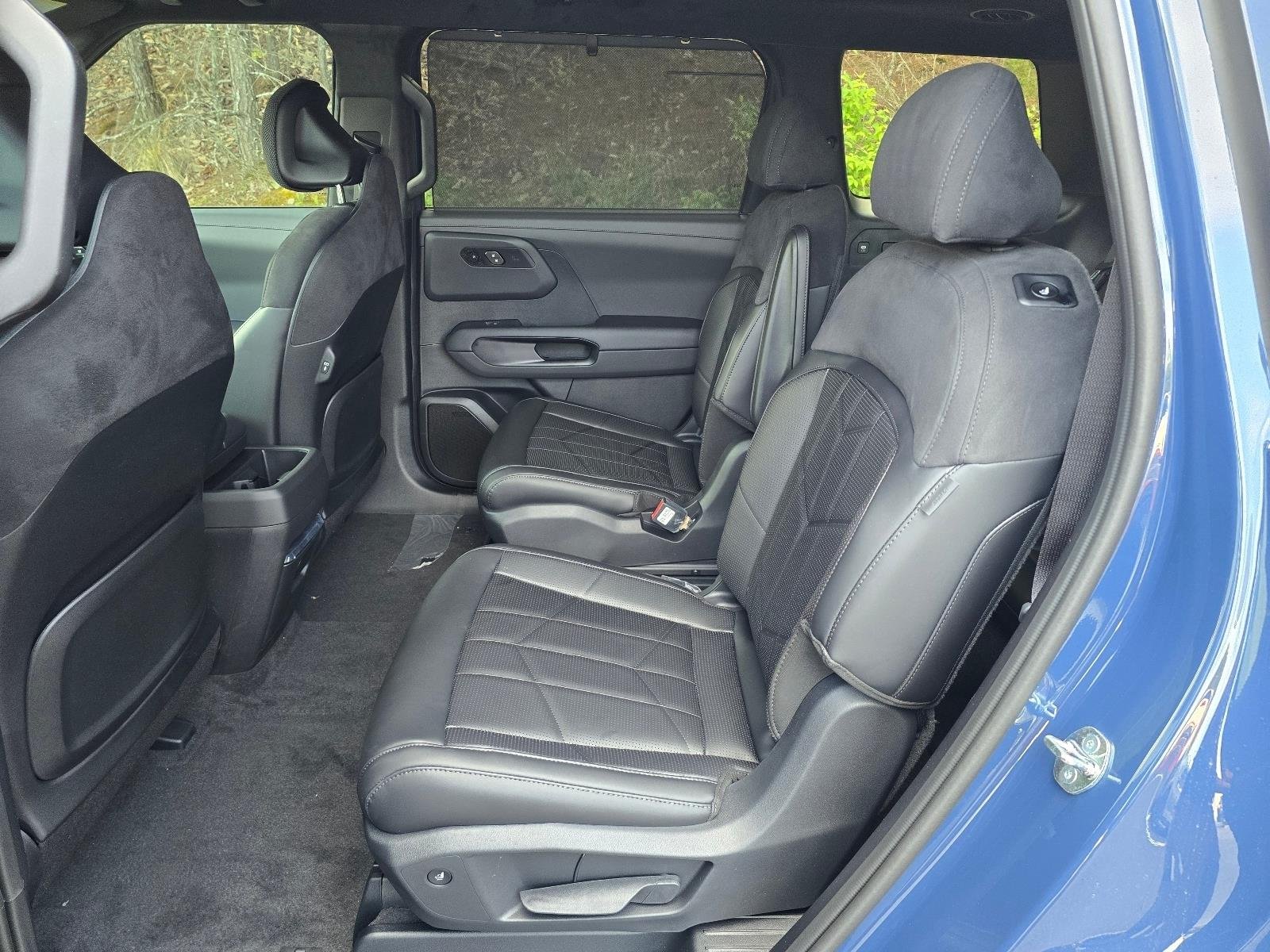 New 2027 Midnight Lake Blue Kia X-LINE SX PRESTIGE image 4