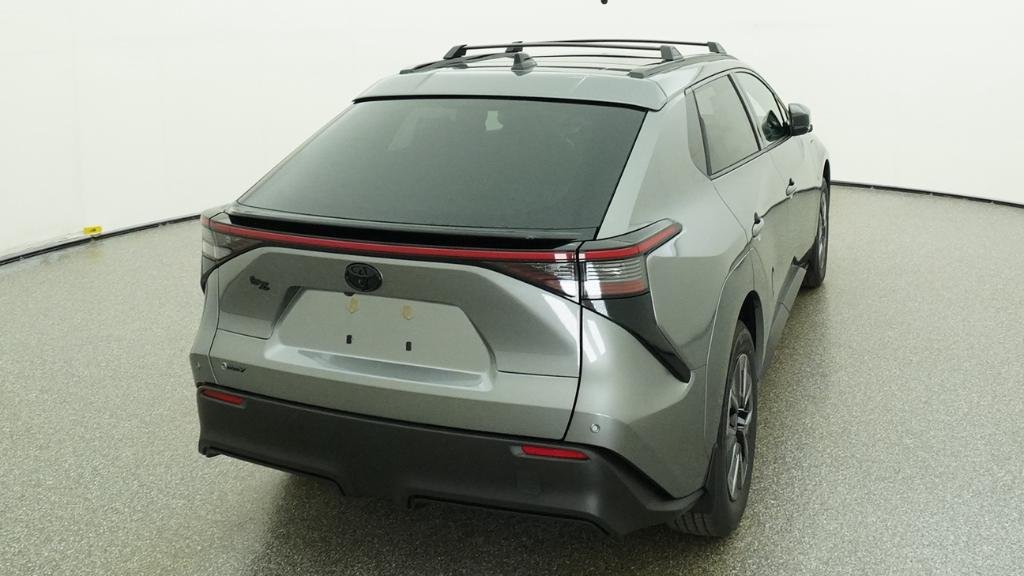 New 2026 Heavy Metal Toyota XLE image 2