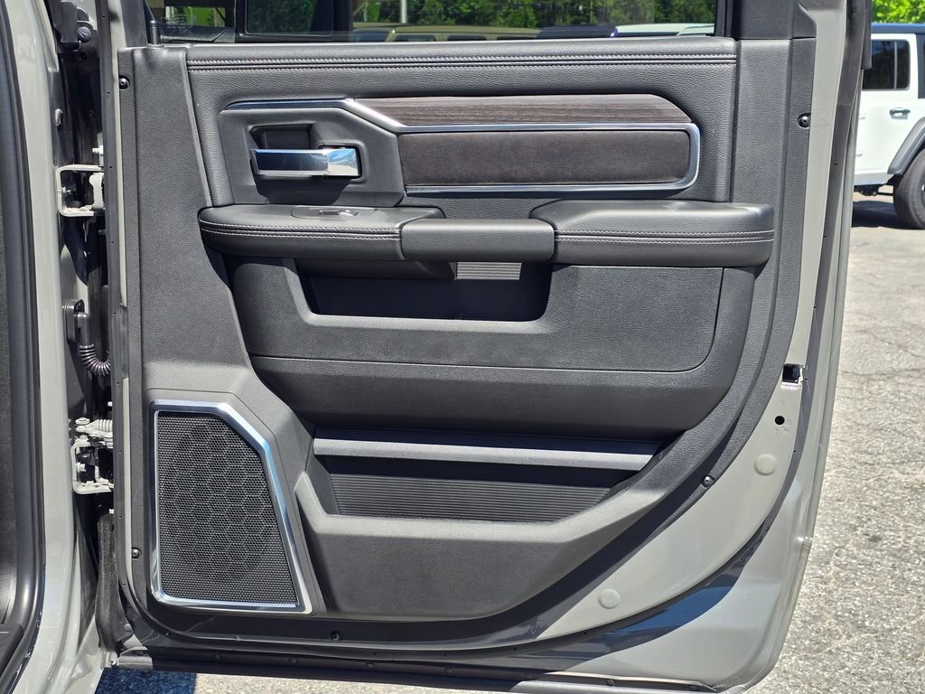 New 2026 Ceramic Gray Clear-Coat Exterior Paint RAM Laramie image 37