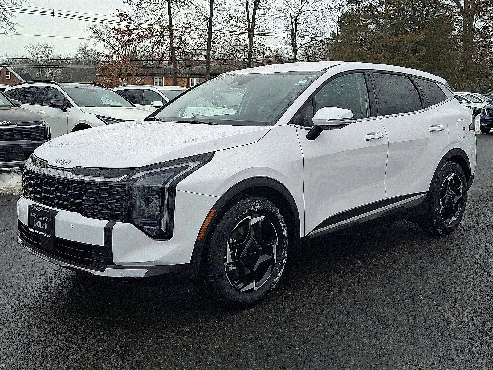 New 2026 Glacial White Pearl Kia EX image 2
