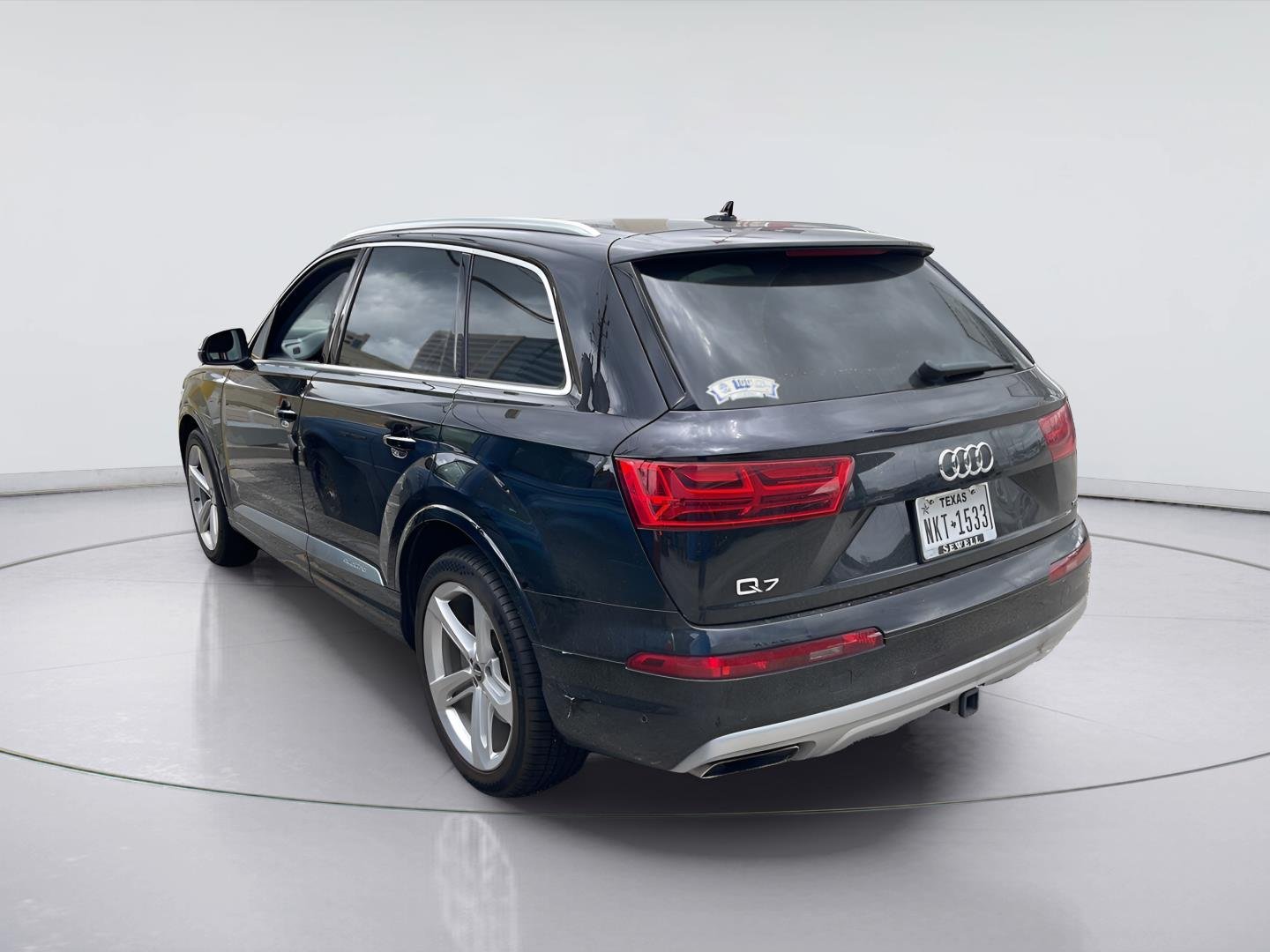 Used 2019 Black Audi 55 Premium image 2