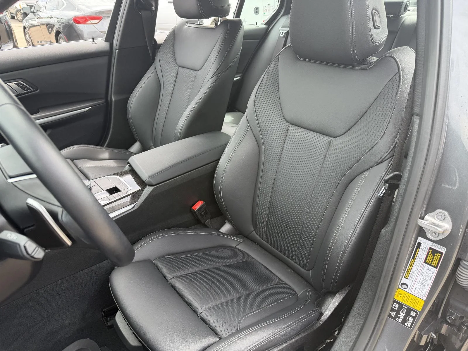 Used 2022 Mineral Grey Metallic BMW 330i xDrive image 17