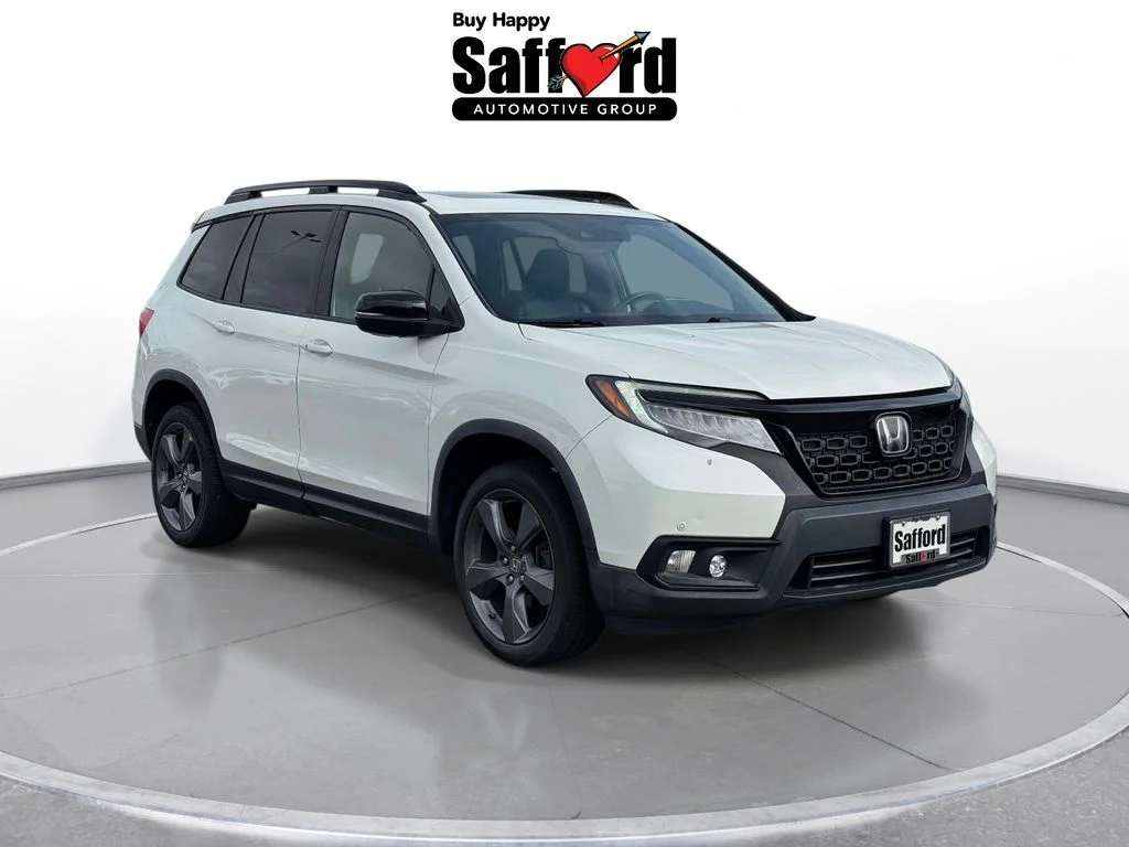 Used 2019 White Honda Touring image 10