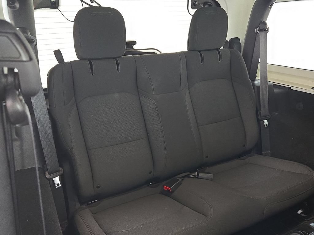 Used 2019 White Jeep Sport S 4x4 image 31