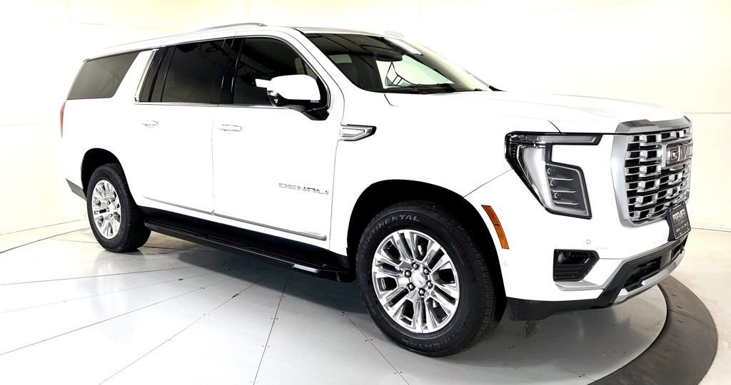 2025 GMC Yukon Denali AWD's photo