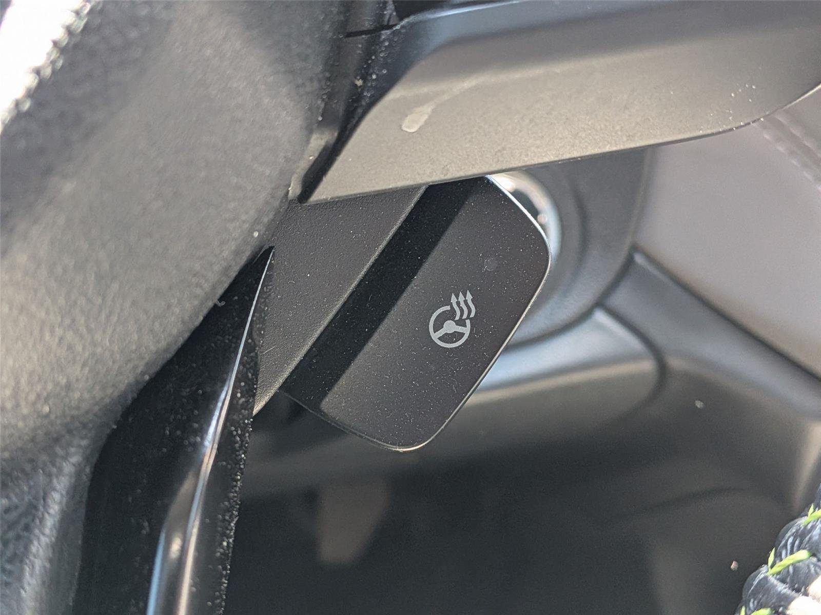 Used 2025 Crystal Black Silica Subaru Onyx Edition XT image 24