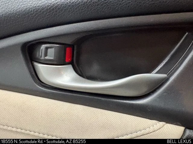 Used 2018  Honda EX image 14