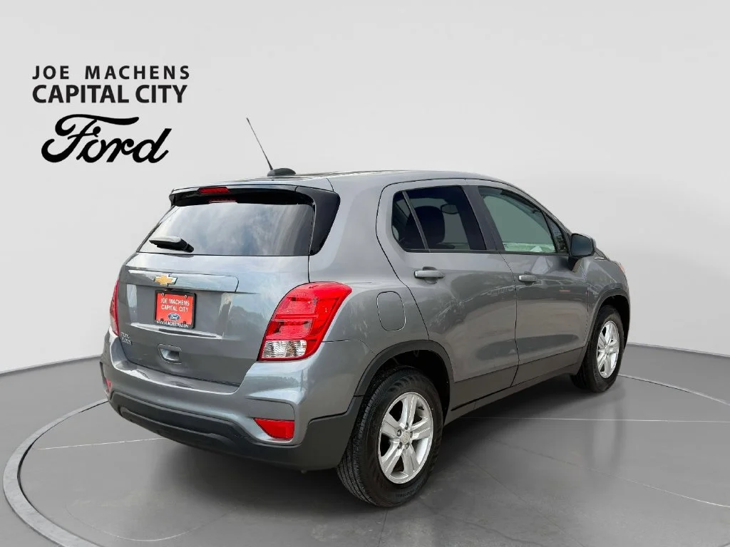 Used 2020 Gray Chevrolet LS image 5