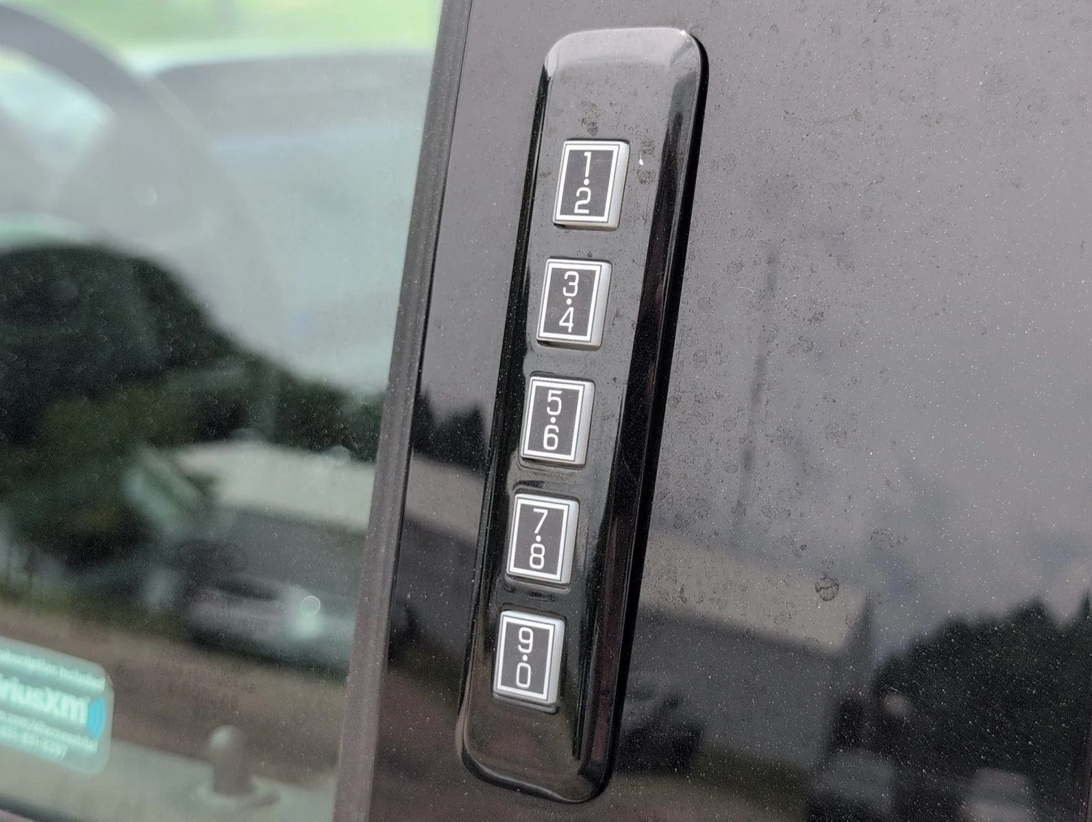 Used 2024 Iconic Silver Ford XLT image 35