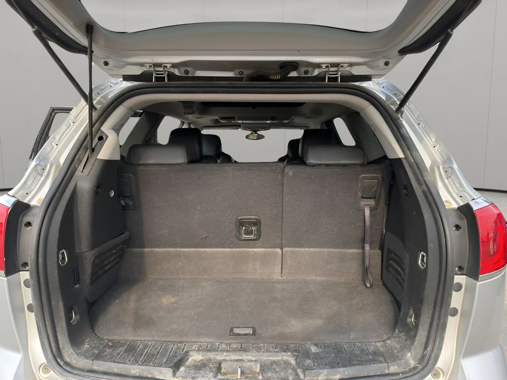 Used 2013 Quicksilver Metallic Buick Leather image 11