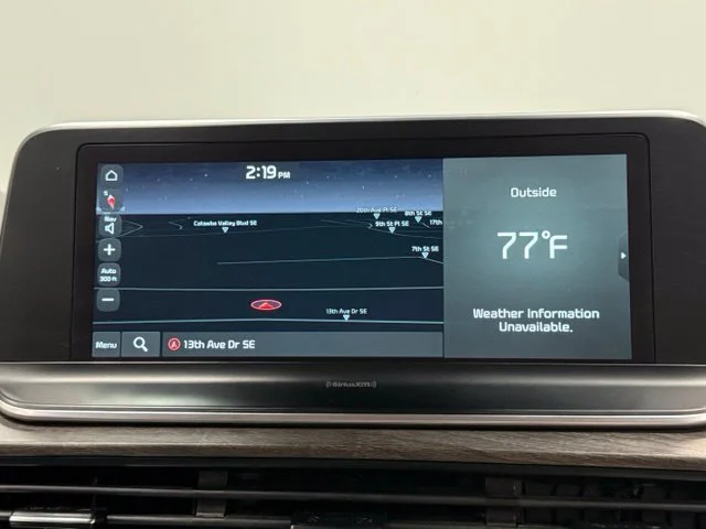 Used 2022 Black Kia EX image 25