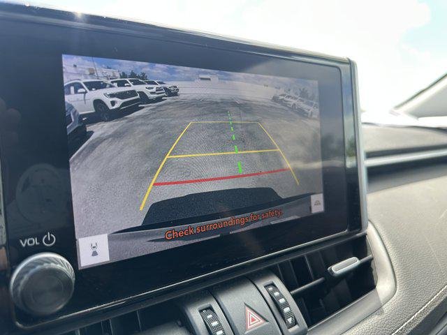Certified Used 2023 MAGNETIC GRAY MET. Toyota  image 28