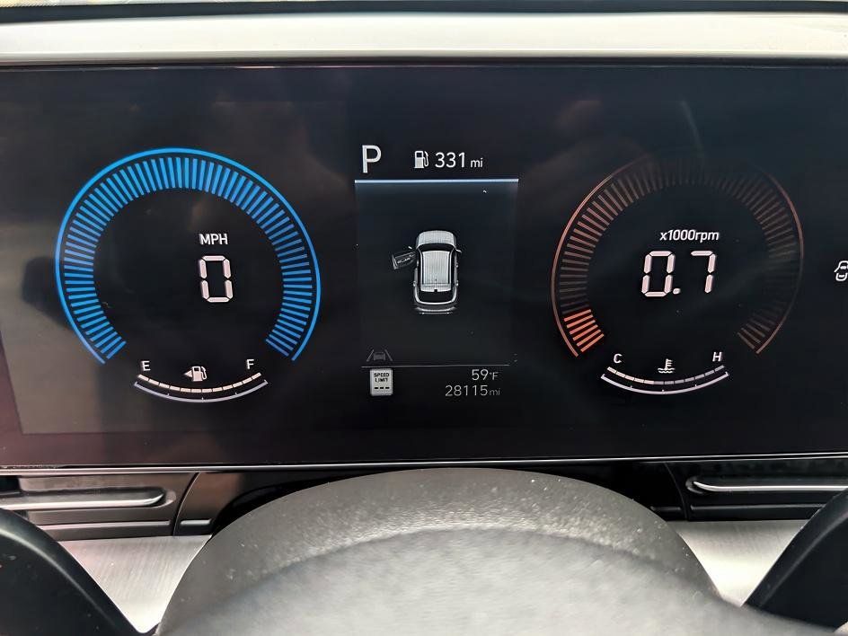 Used 2025 Cyber Gray Metallic Hyundai SEL image 15