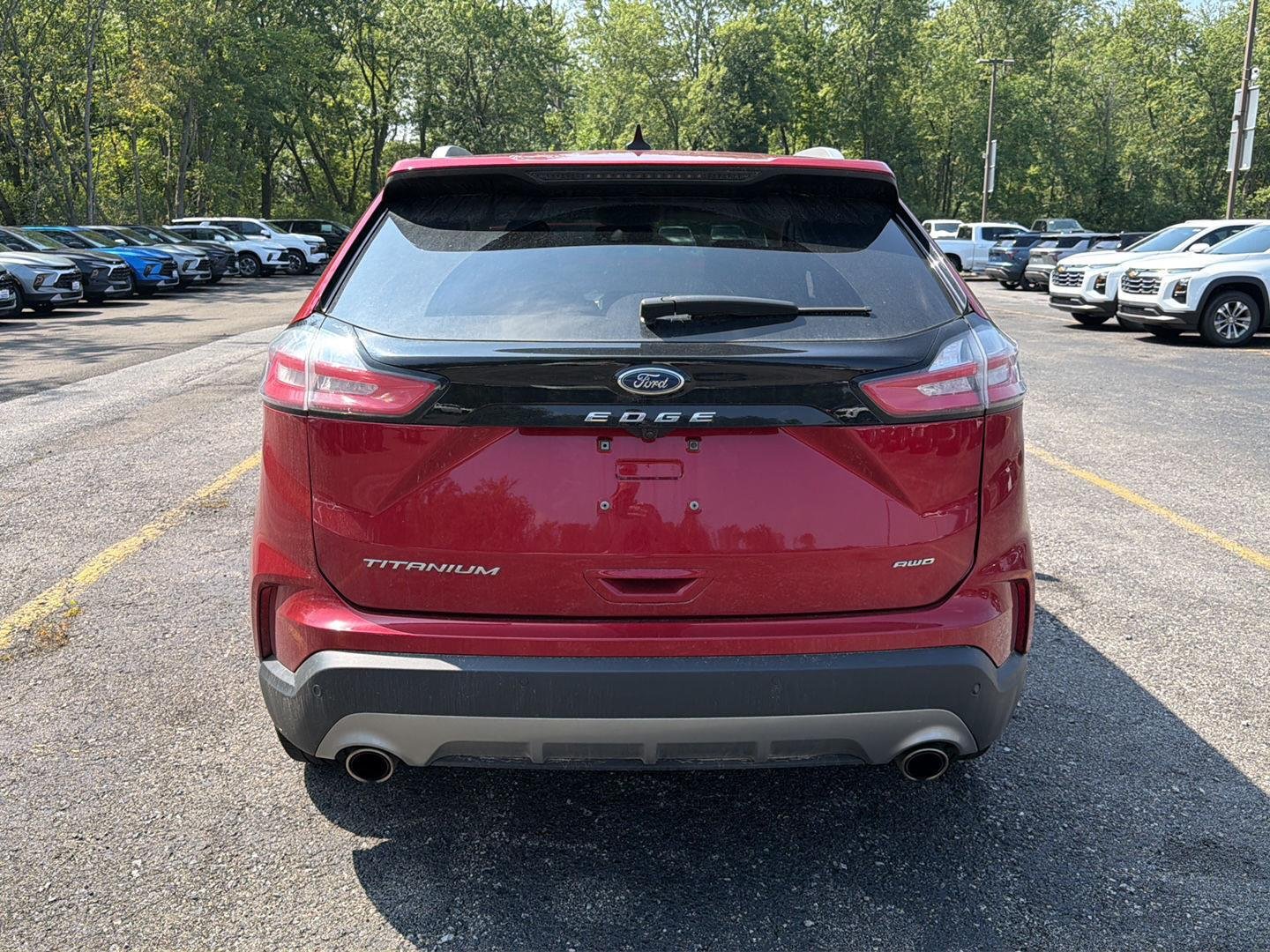Used 2024 Rapid Red Metallic Tinted Clearcoat Ford Titanium image 4