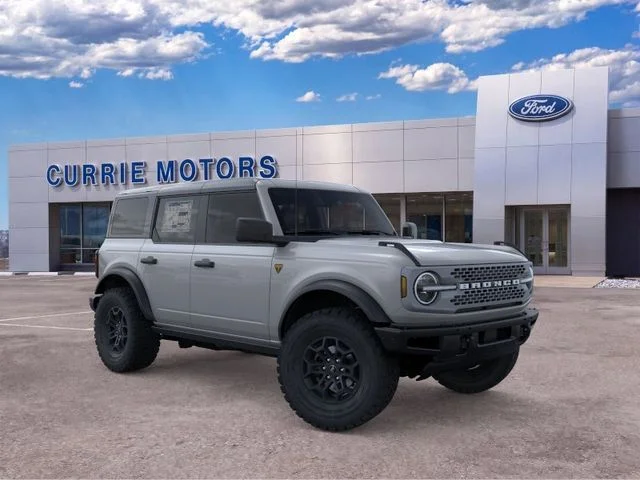 New 2026 Avalanche Gray Ford Badlands image 7