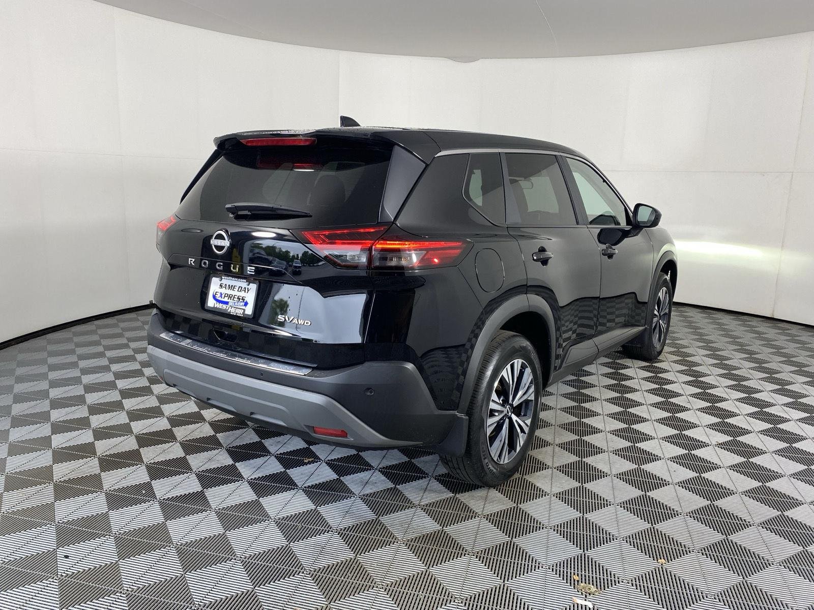 Used 2023 Super Black Nissan SV image 8