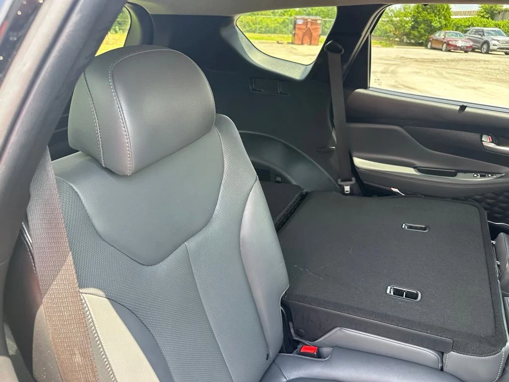 Used 2023 Black Hyundai Limited image 26
