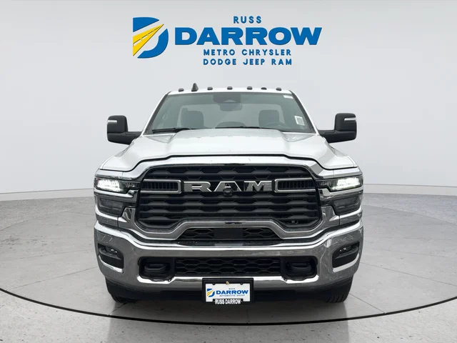 2026 RAM 3500 Chassis Tradesman - Photo 8