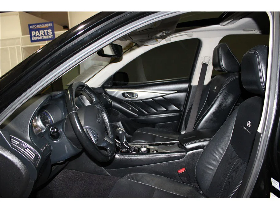 Used 2014 Black Obsidian INFINITI Premium image 10